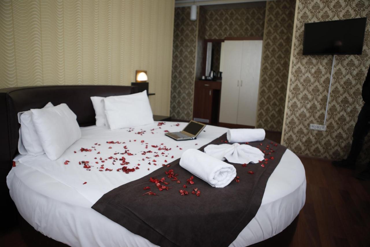 Safir Hotels Silivri Extérieur photo
