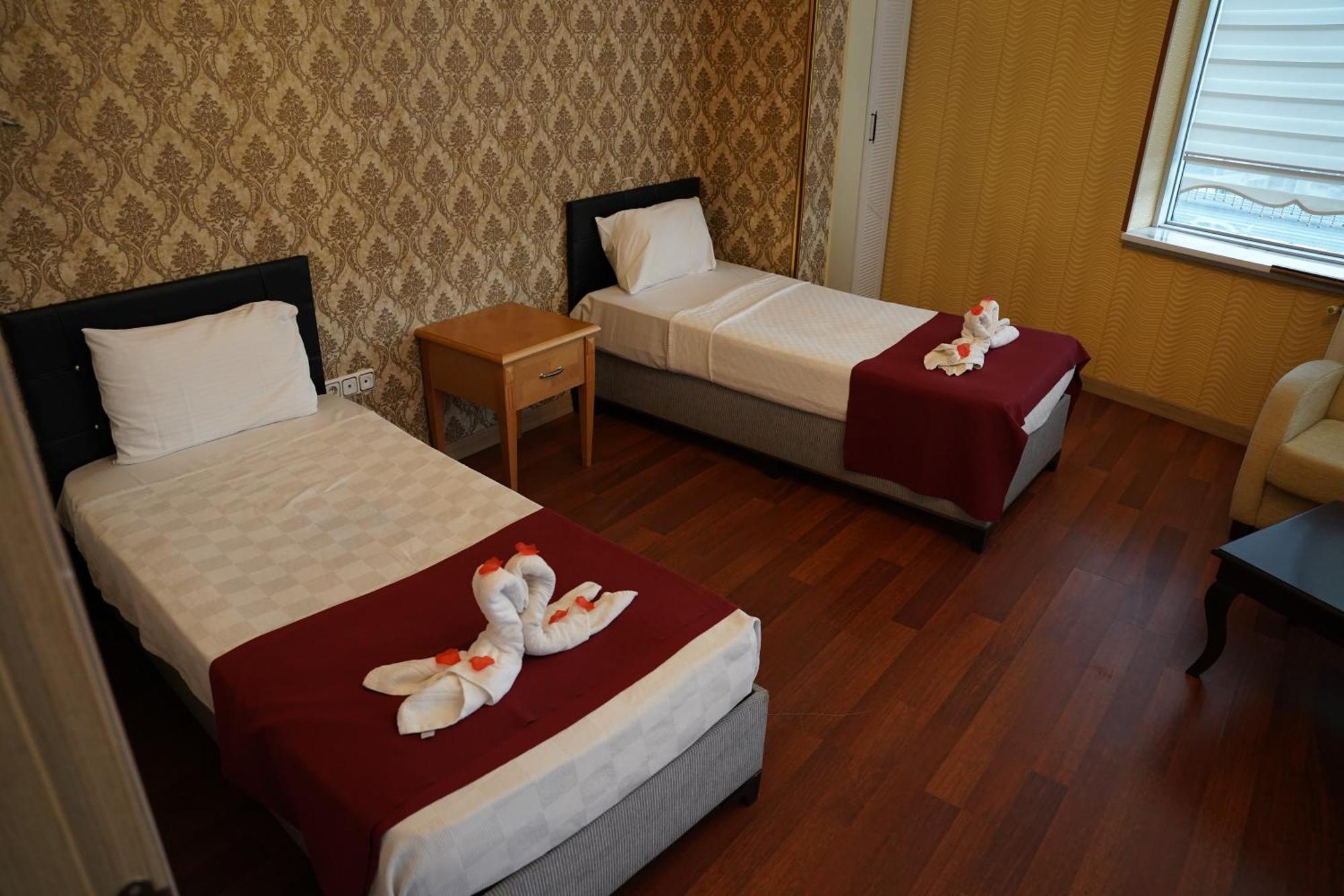 Safir Hotels Silivri Extérieur photo